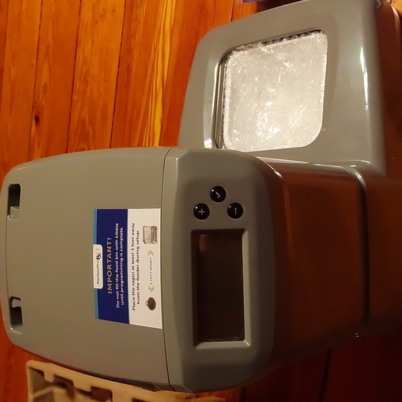 PortionPro Pet Feeder! New! - Picture 9 of 11